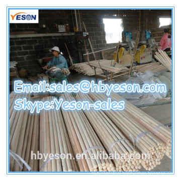 SINOLIN Hot sale natural broom handles wholesale / natural wooden broom handle / natural mop stick